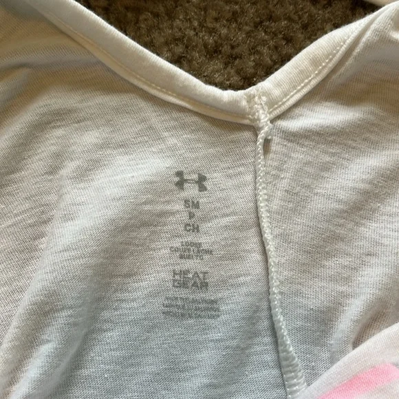 Under Armour workout top - Picture 8 of 8